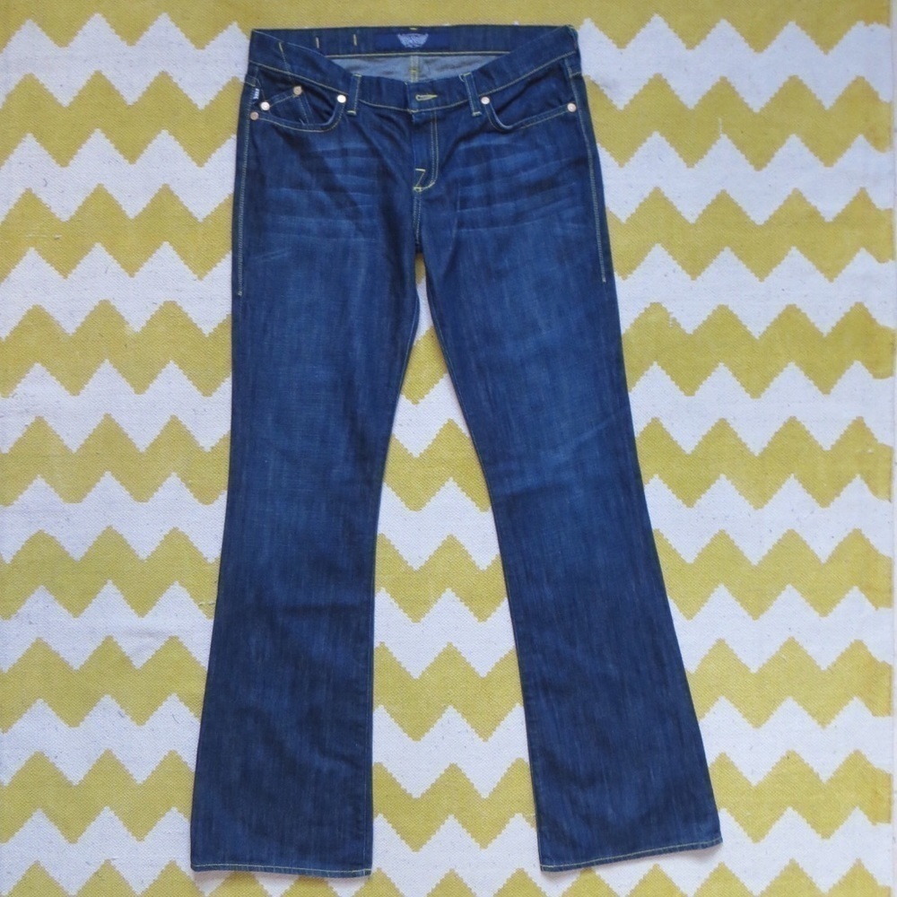 Rock & Republic Y2K Dark Wash Bootcut Jeans with Yellow Stitching • Size 31 🔴